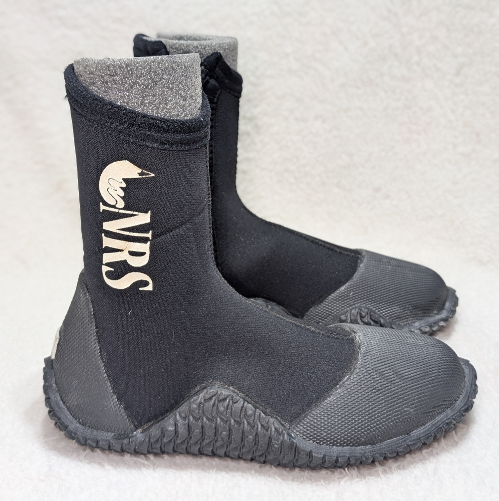 NRS Tread 3 Wetshoes River Boots Sz 5 Black neoprene Surf Wading Fishing Rafting